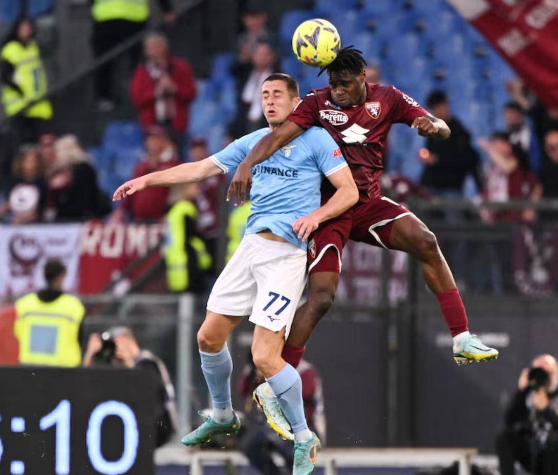 集结日NBA总决赛焦点战，拉齐奥回应争议，管理层满意，训练强度明显提升(战旗菲悦狐狸回放)